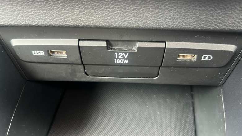 Hyundai i20 1.0T GDi 48V MHD SE Connect 5dr Petrol Hatchback